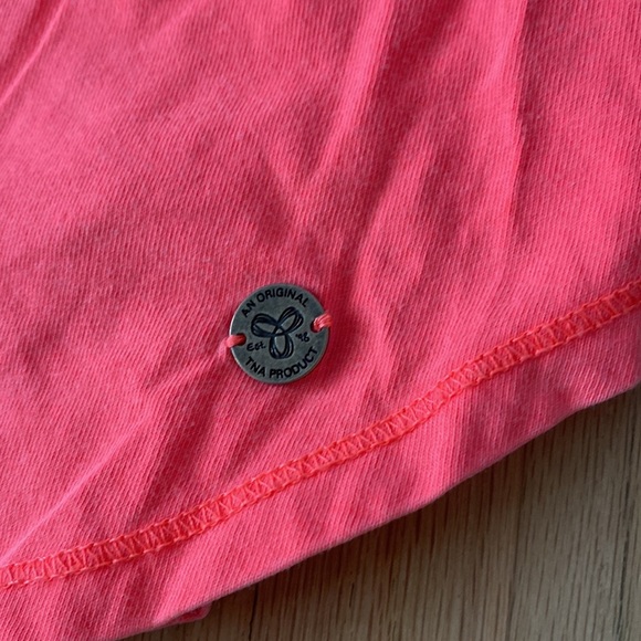 TNA by Aritzia summer dress neon pink Sz L - Picture 3 of 7